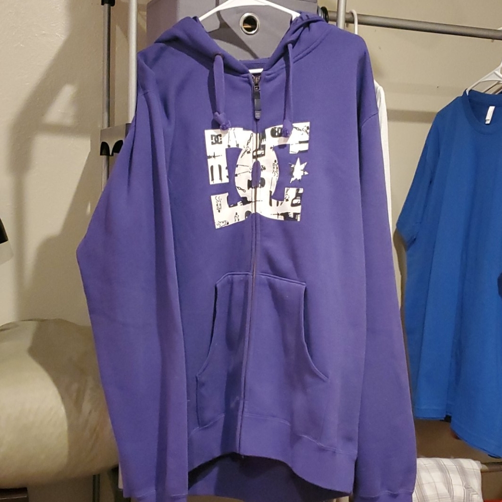 DC shoe co hoodie
